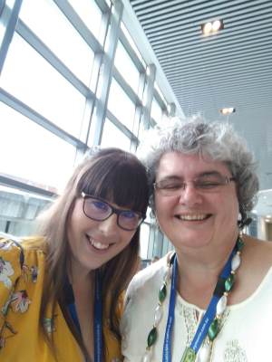Here I am taking my first selfie with Emily Peace (Diary of a Young Genealogist)! Congress was full of opportunities to meet wonderful genies. 